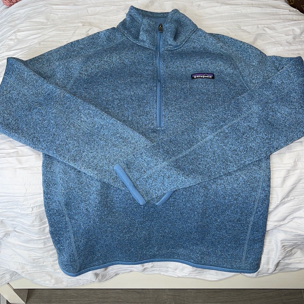 Worn once, Patagonia quarter zip pull over.